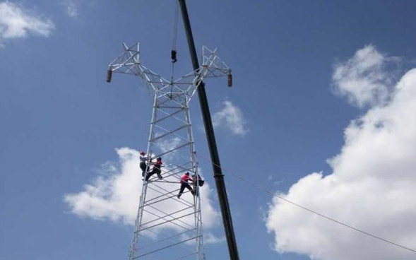中國風電太卜寺旗風電場110kV送出線路倒塔搶修